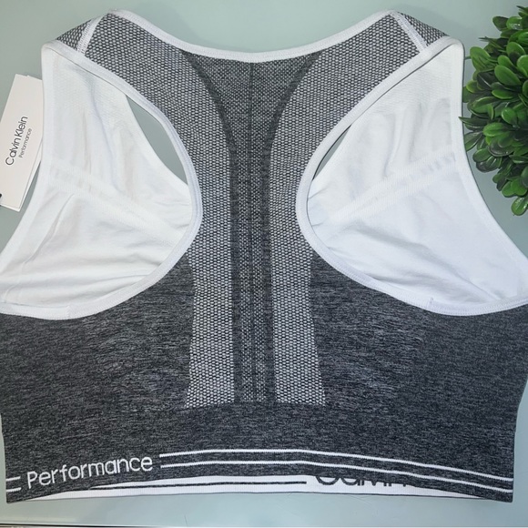 🆕  Calvin Klein 1X Sports Bra - Picture 5 of 6
